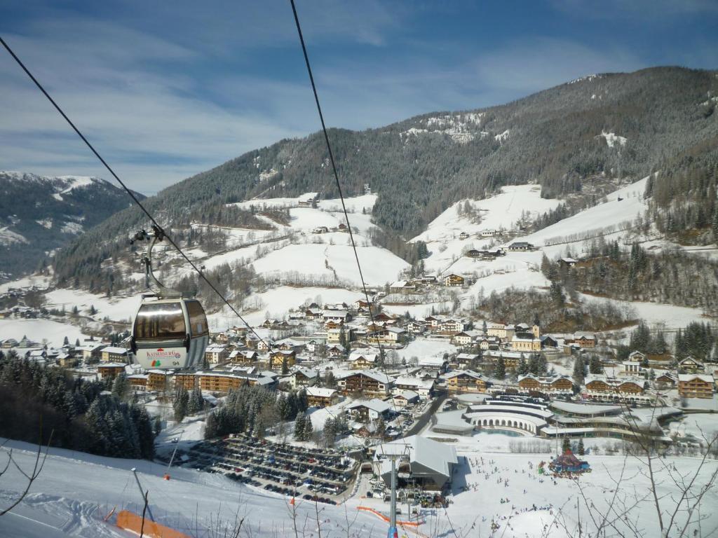 Das Landhaus Apartments Praegant Bad Kleinkirchheim Esterno foto