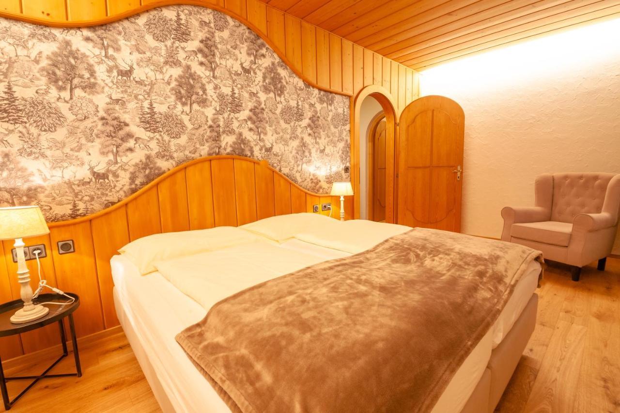 Das Landhaus Apartments Praegant Bad Kleinkirchheim Esterno foto