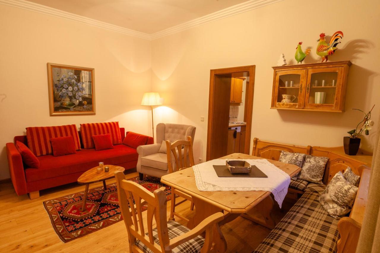 Das Landhaus Apartments Praegant Bad Kleinkirchheim Esterno foto